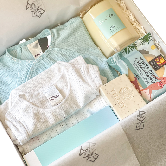 Congratulations baby blue gift box 